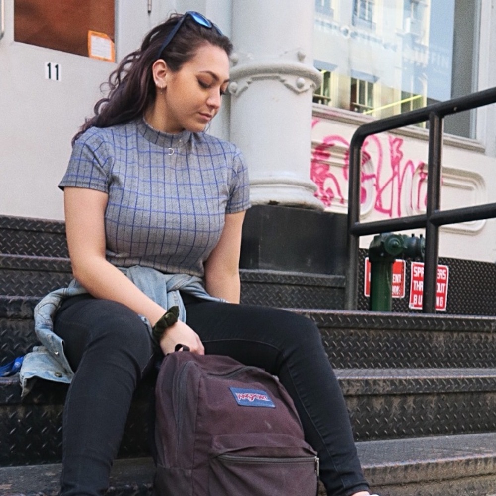 Meet your Posher, Leanna
